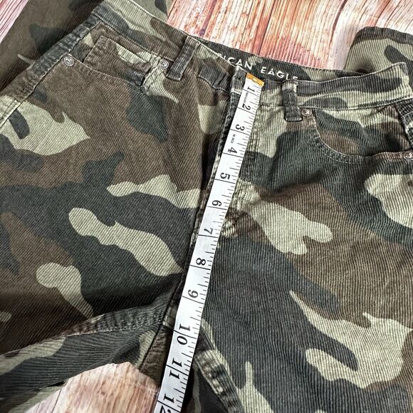 American Eagle MOM JEAN Size 0 Army Green Camo Mid Rise Corduroy Pants 25x27.5 - Picture 5 of 12